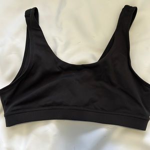 Ptula Faith sports bra in black, size medium